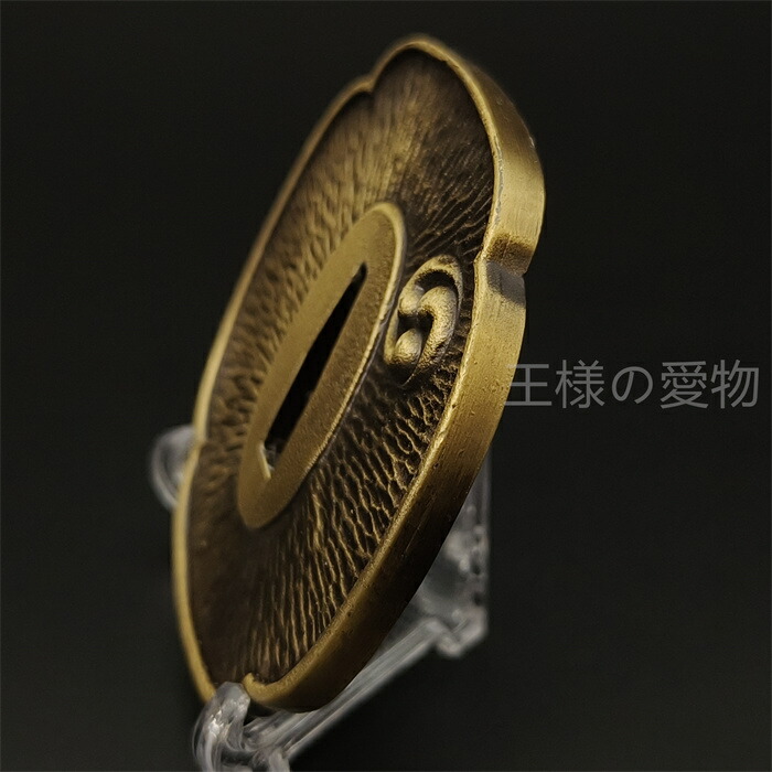 楽天市場】日本刀装具 刀鍔 三つ巴図 合金製 金工 細工 鍔 つば 居合用