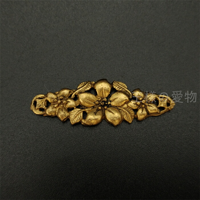 楽天市場】目貫 桜の図 銅製 細工 日本刀装具 武具 刀剣美術 : 王様の愛物