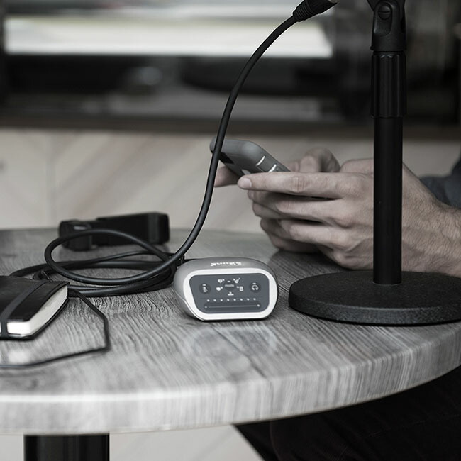 楽天市場】SHURE デジタル・オーディオ・インターフェース MVi : MOTIV