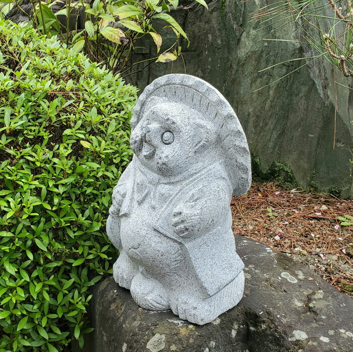 楽天市場】【送料無料】御影石たぬき【ガーデニングオーナメント】【狸