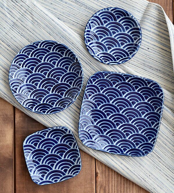 楽天市場】和食器 おしゃれ 角皿 14cm 瑠璃和もよう 取り皿 中皿