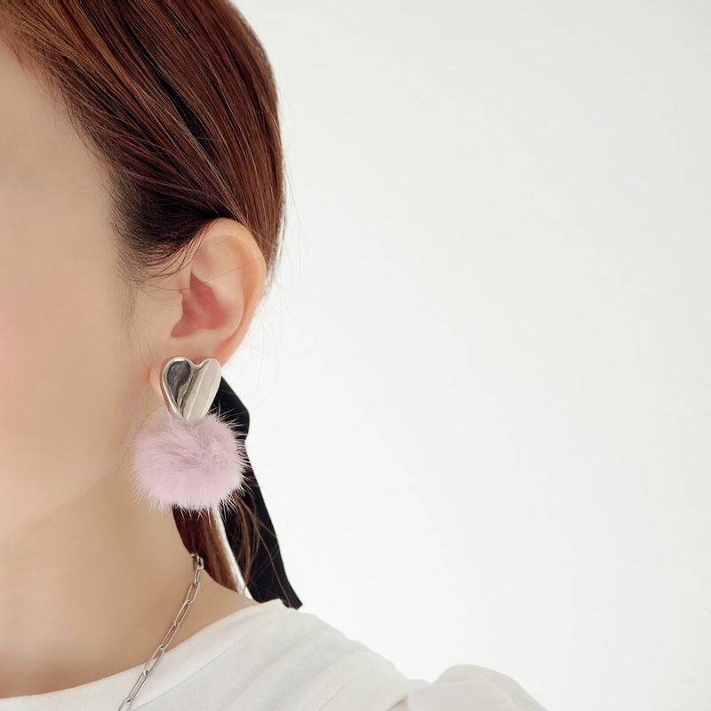 楽天市場】ハート ファー ピアス イヤリング ミンクファー ポンポン