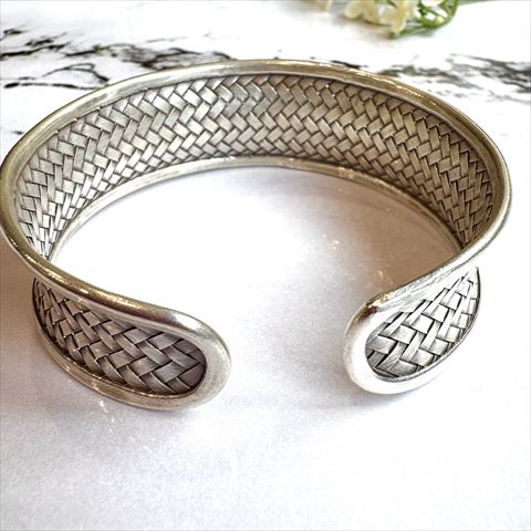 楽天市場】【送料無料】カレンシルバー カレン族バングル シルバー925