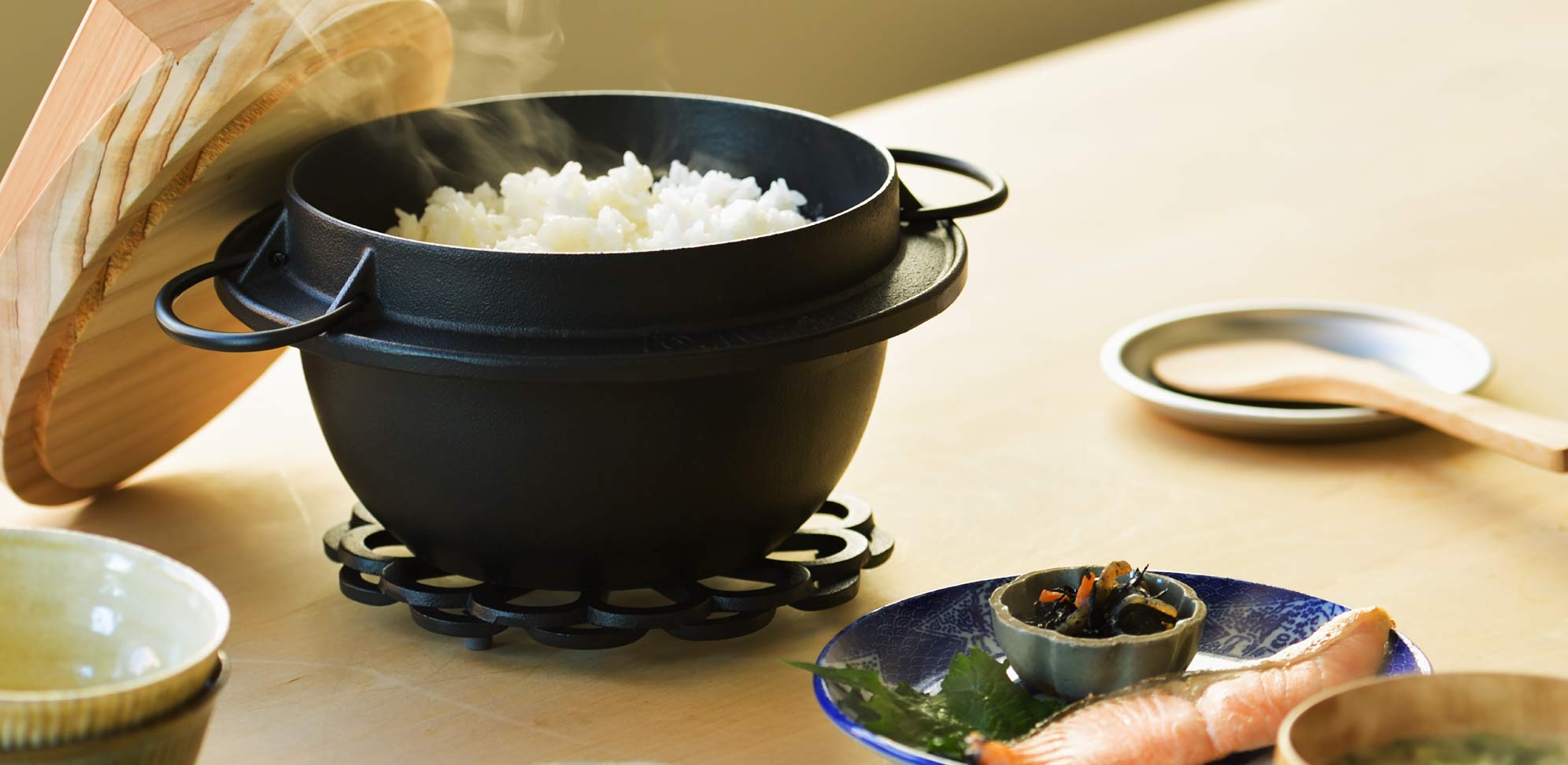楽天市場】岩鋳 ごはん鍋 5合炊 南部鉄器 南部ごはん釜 : Tokyo