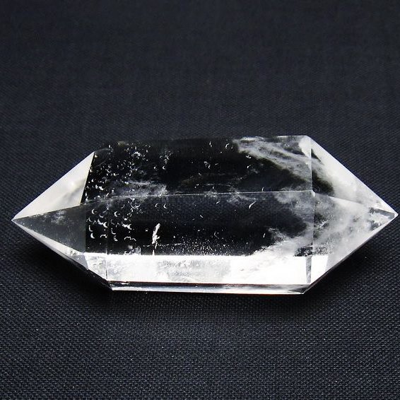 楽天市場】水晶 ポイント 水晶 六角柱 置物 浄化用 インテリア crystal