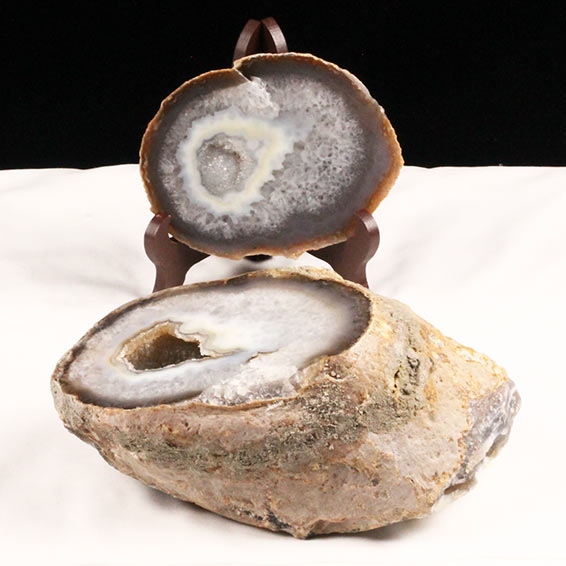 楽天市場】5Kg トレジャーメノウ ジオード 原石 アゲート 財宝メノウ