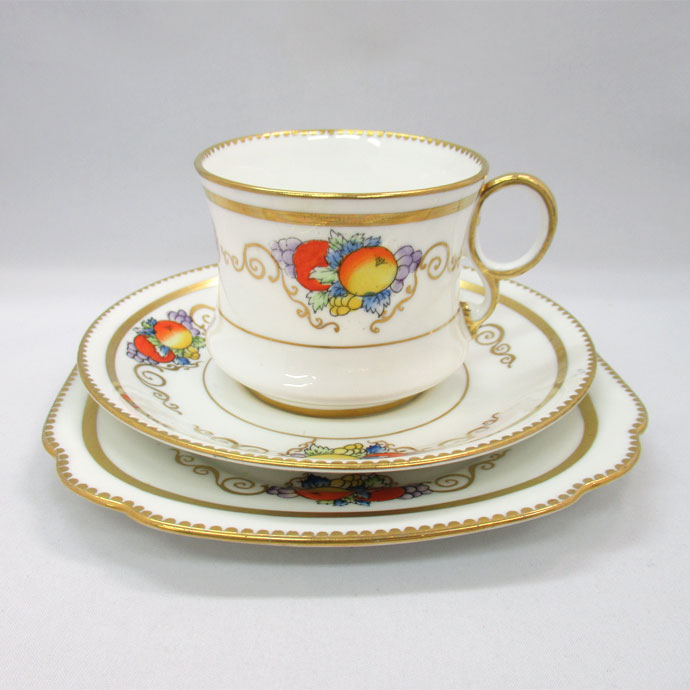 楽天市場】アンティーク トリオ ティーカップ＆ソーサー Royal Albert