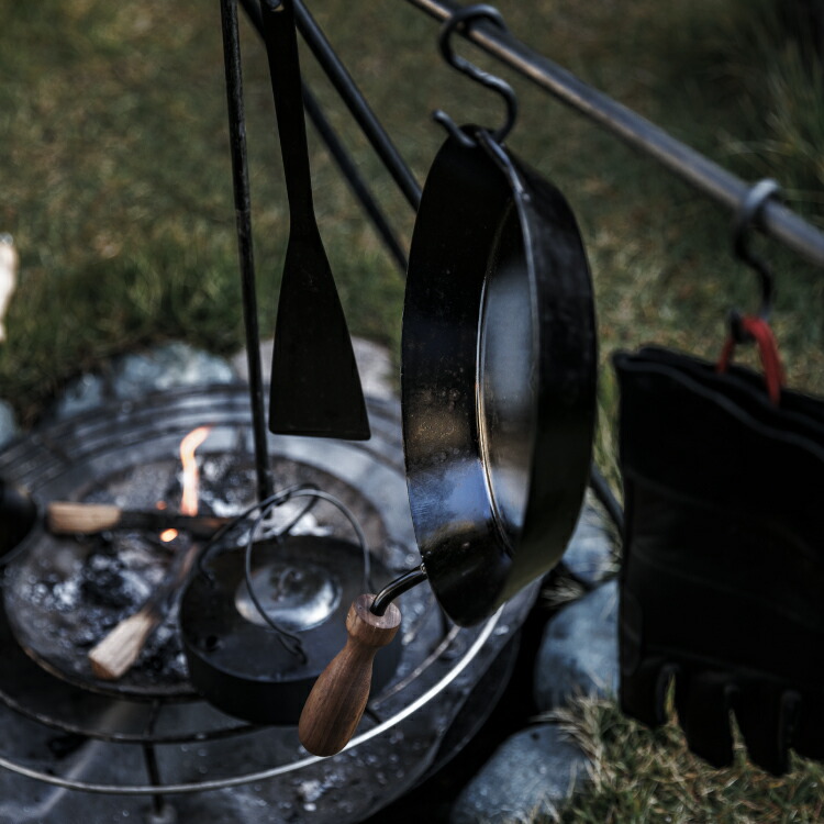 楽天市場】[ 槙塚鉄工所 ]タキビズム ジュウジュウフライパン