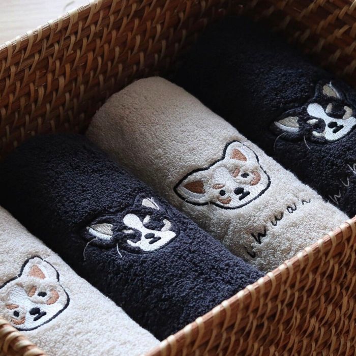 楽天市場】※予約販売【BM WORLD】ネーム刺繍プレミアムホテルタオル