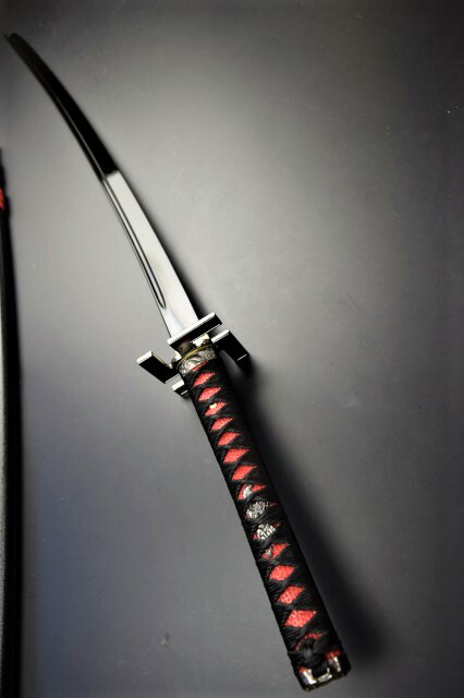 楽天市場】V.ROAD 模造刀 黒斬剣【卍鍔】 コンビニ受取不可 : 岐阜関