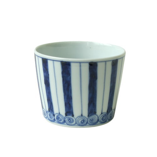 楽天市場】和陶房 九谷焼 蕎麦猪口 渦巻十草 手描き 古典文様 轆轤