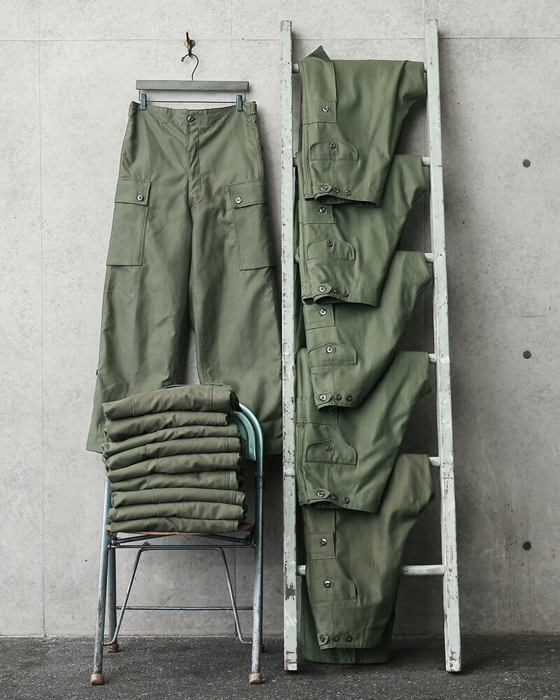 楽天市場】実物 新品 オランダ軍 ダブルフェイス フィールド カーゴ