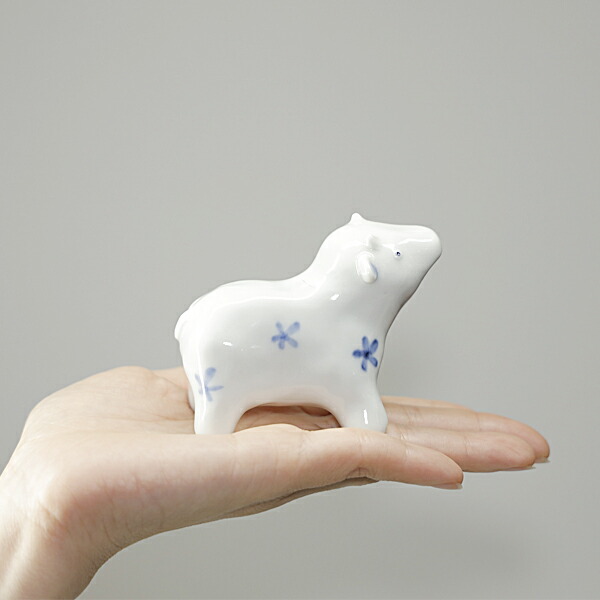 楽天市場】砥部焼 かわいい 「干支 丑」 置物 牛 うし 縁起物 陶器