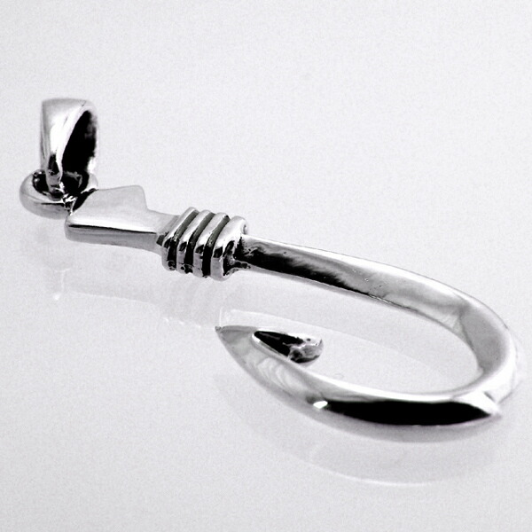 楽天市場】リアルな釣り針ペンダント【Sサイズ】と長さの選べるレザー