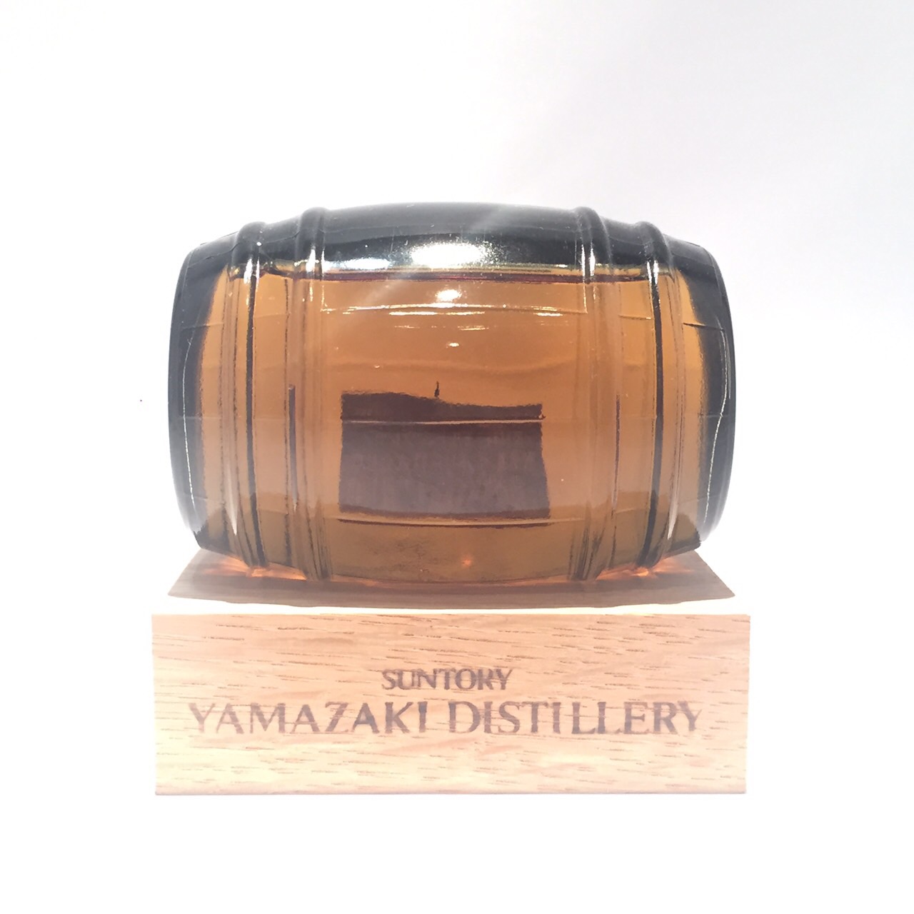 楽天市場】サントリー ローヤル山崎蒸留所樽型 ミニボトル 台座付き