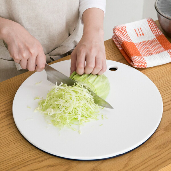 楽天市場】【ポイント5倍 23日(月)01:59まで】【栗原はるみ】 丸まな板