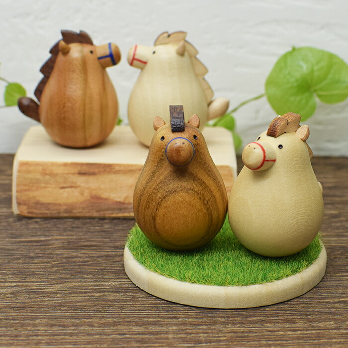 楽天市場】2026 干支 午(うま) 2頭と台座の小さな置物セット｜選べる