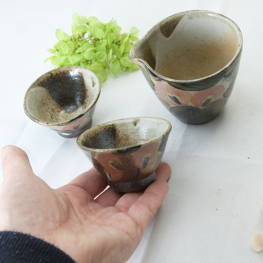楽天市場】【益子焼】 酒器 酒器セット 片口 渋さと優しい風合いの椿