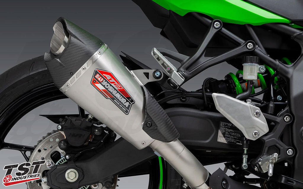 Yoshimura AT2 Slip-On Exhaust | Kawasaki ZX-4RR / ZX-4R