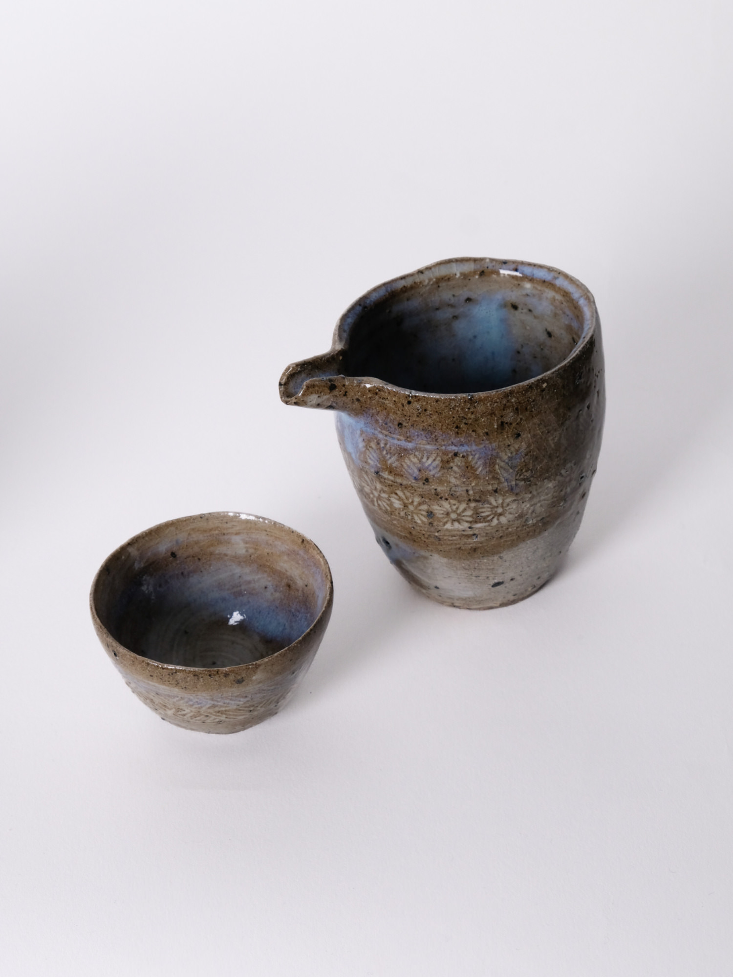 藁灰三島ぐい呑み | 商品 | つたう