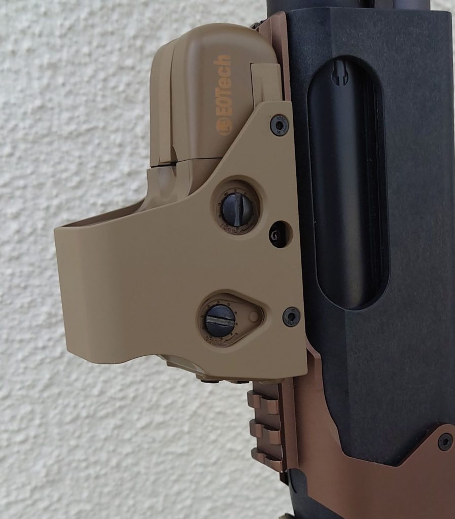 EOTechのホロサイト タンカラーの551をレビュー！ | つぼみアームズBLOG