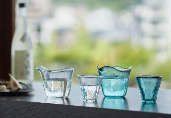 冬をテーマにしたびいどろ | ハンドメイドガラスの伝統工芸品「津軽