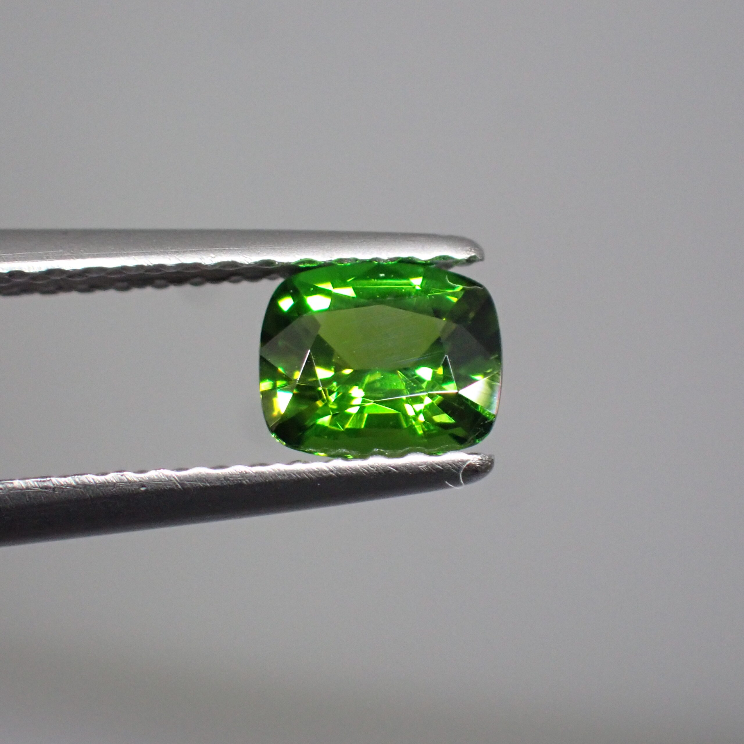 珍しい産地☆ミャンマー産コーネルピン0.503ct | 宝石つむり