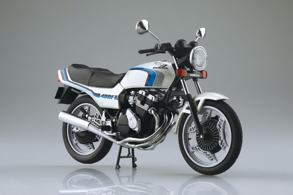 1/12 完成品バイク Honda CBX400F パールシェルホワイト (CBX550F Ver
