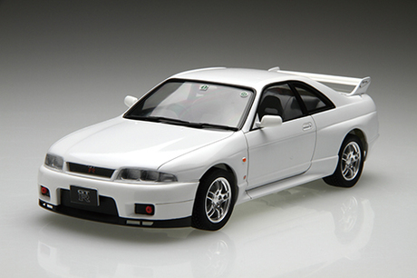 ID19 1/24 スカイライン GT-R（R33 型） '95【ID19:4968728046693
