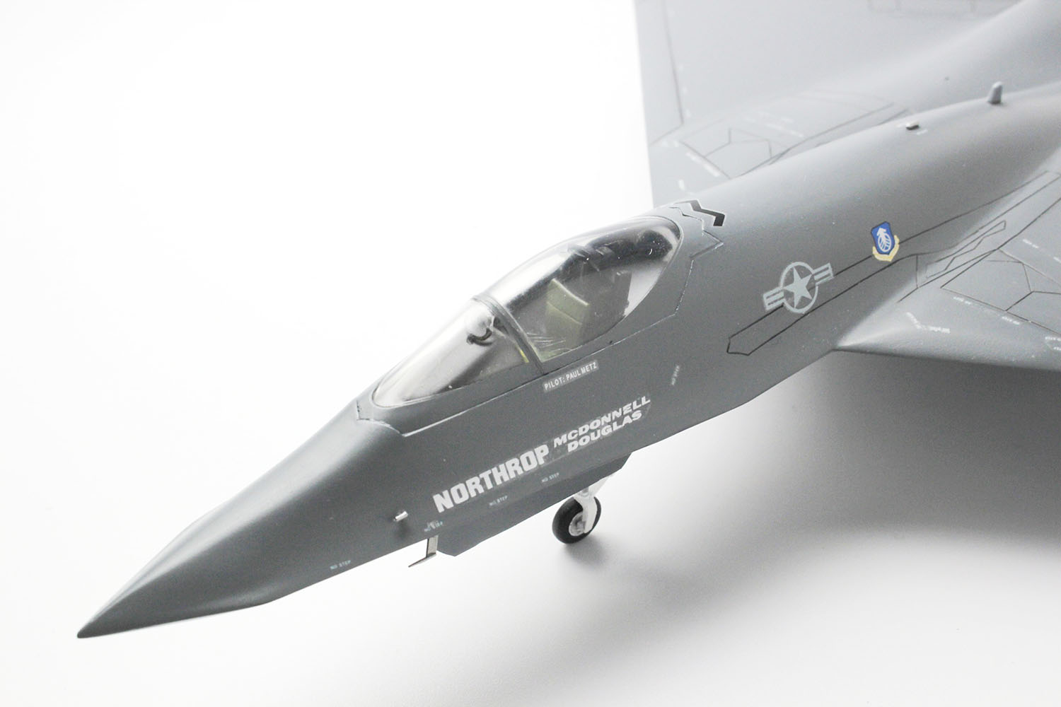 1/72 アメリカ空軍 試作戦闘機 YF-23【AE-24:4545782075632