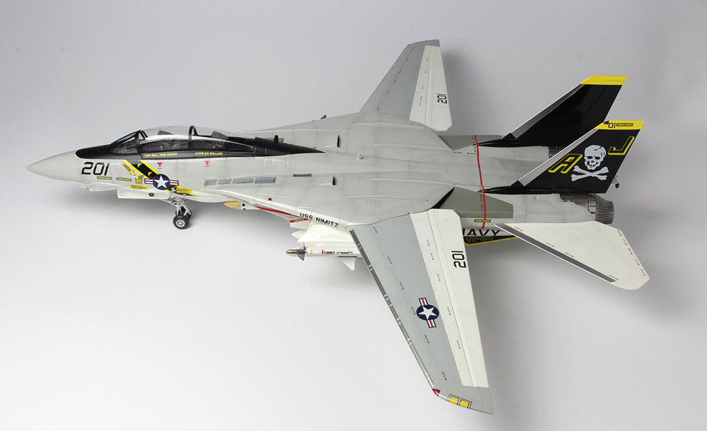 1/48 F-14A トムキャット ジョリーロジャース (70's VF-1,VF-2,VF-84