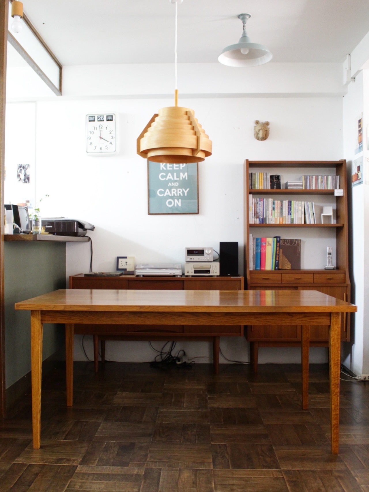 STANDARD TRADE. Re-SALE品 ダイングテーブル入荷！ – transista