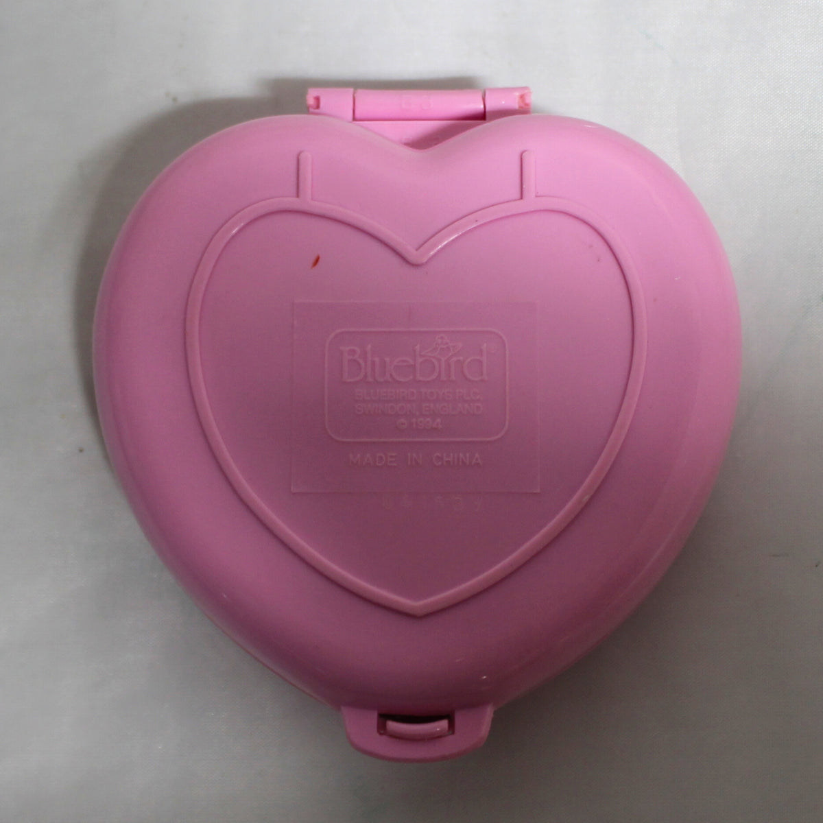 Polly Pocket: Heart Shaped Compact Mini Doll House