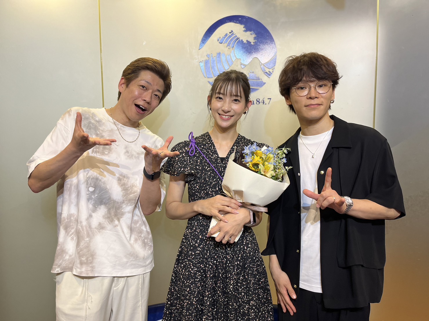 足立梨花さんが念願の生出演！結婚会見 反省会！#HANDSIGN #ごきラジ
