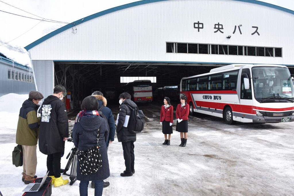 山﨑編集長☆発〉CM撮影の舞台裏(前編)札幌の料亭、小樽の市場…どこ