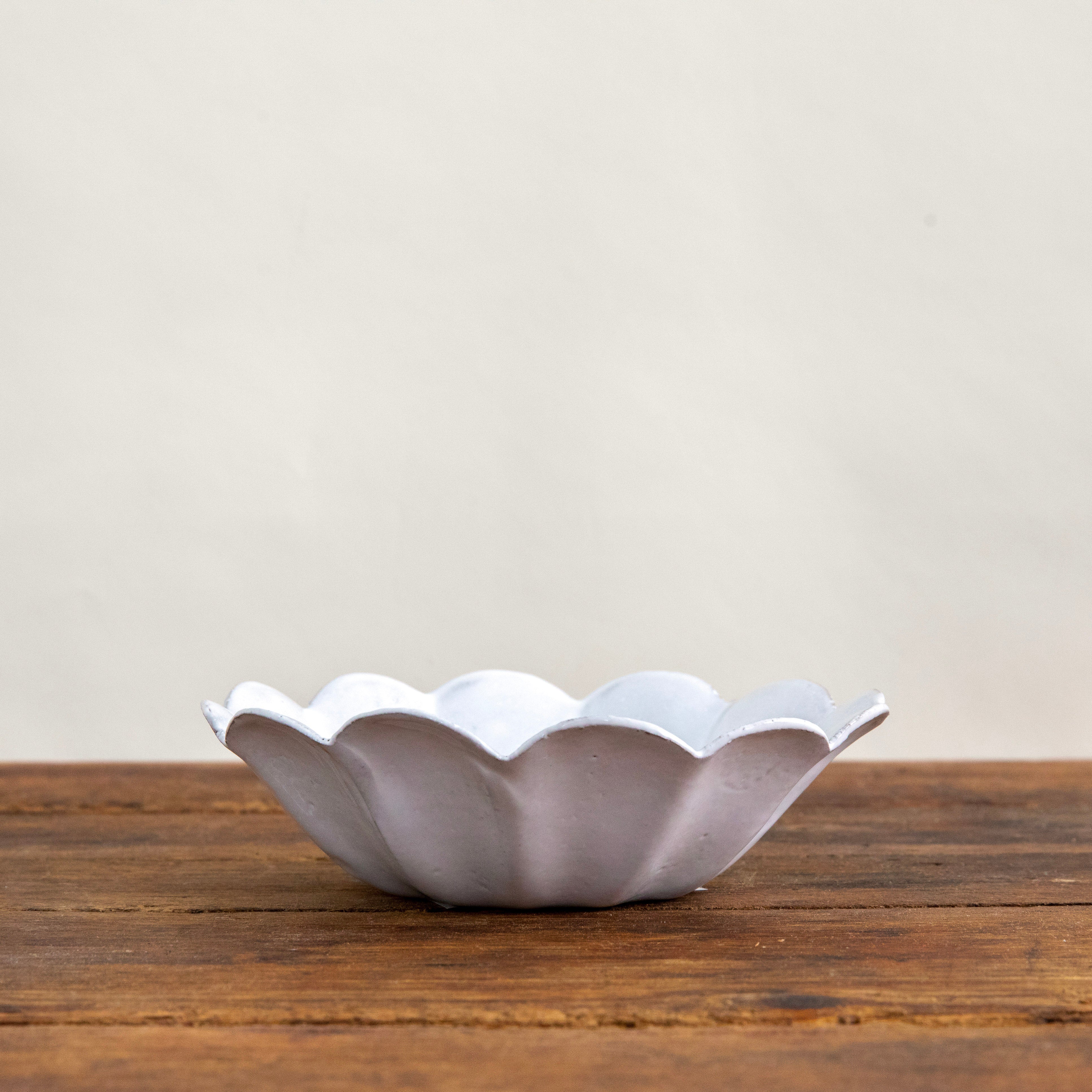 Astier de Villatte - Marguerite Small Fruit Bowl