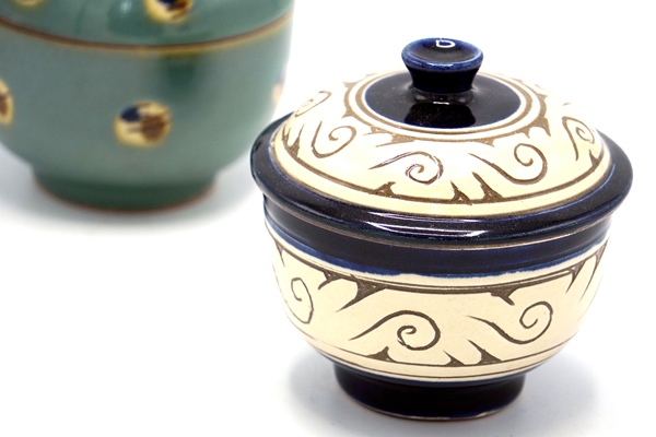 島袋 常秀 | 壺屋陶器事業協同組合