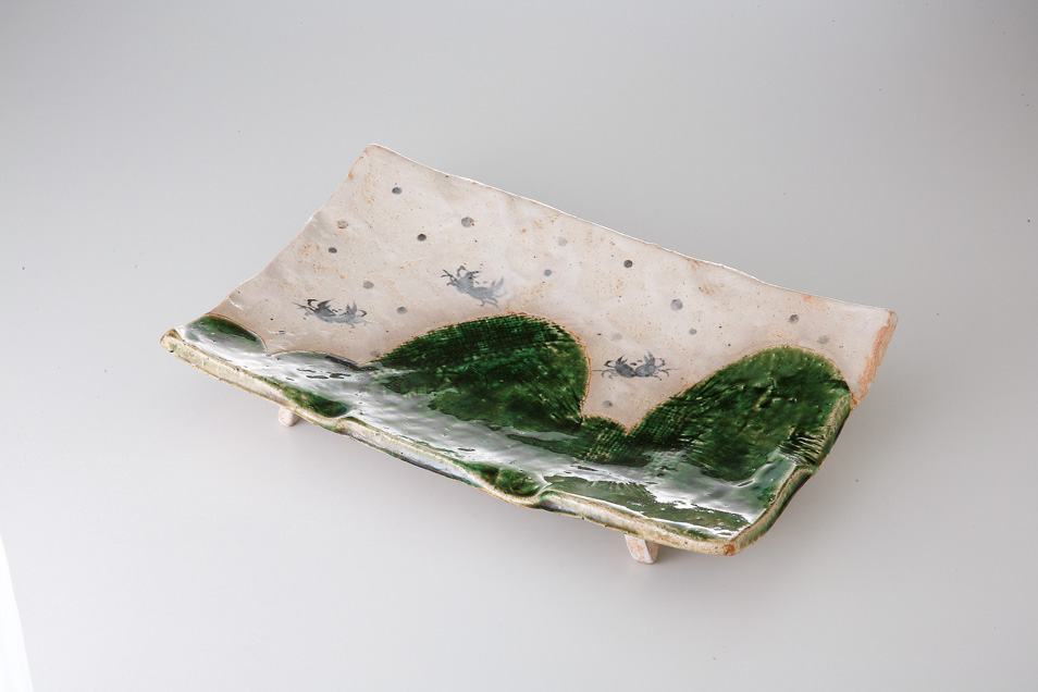 織部志野（玉山窯）カニ長角皿（商品番号カ251-02）