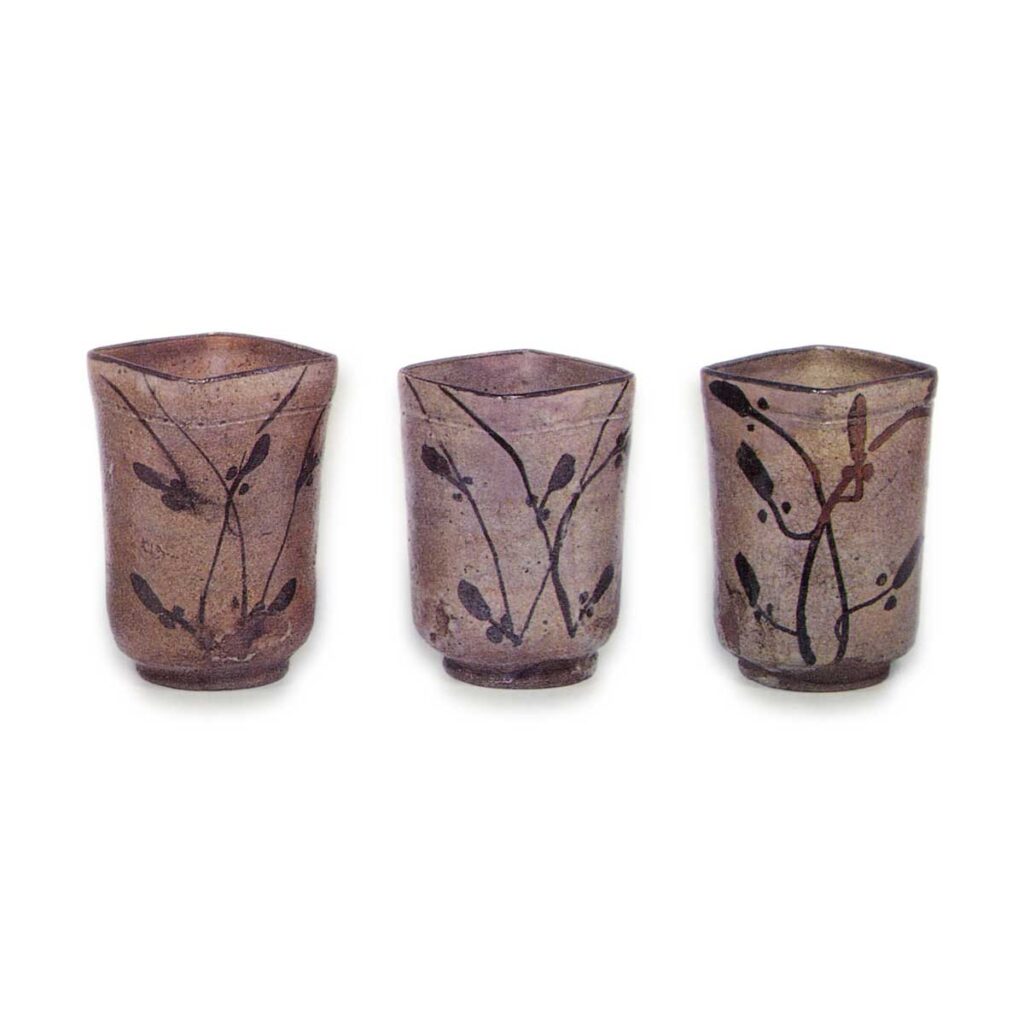 絵唐津 草花文 四方 筒向付 | 鶴田 純久の章 お話