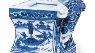 色鍋島 色絵 岩牡丹 植木鉢文 尺皿 | 鶴田 純久の章 お話