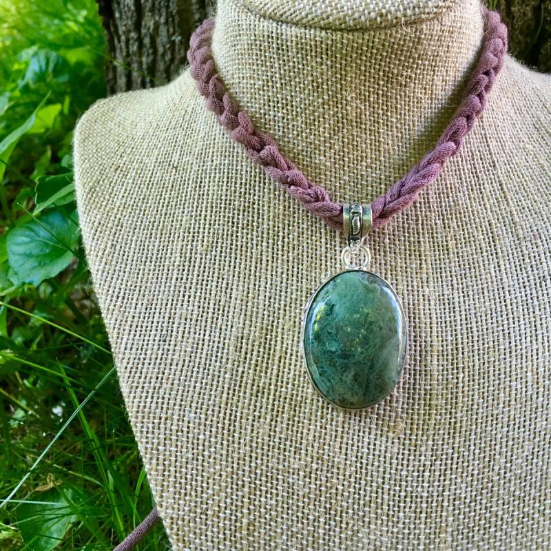 1点物 大ぶり農耕民族の石 上質モスアゲート苔メノウ ペンダントトップ