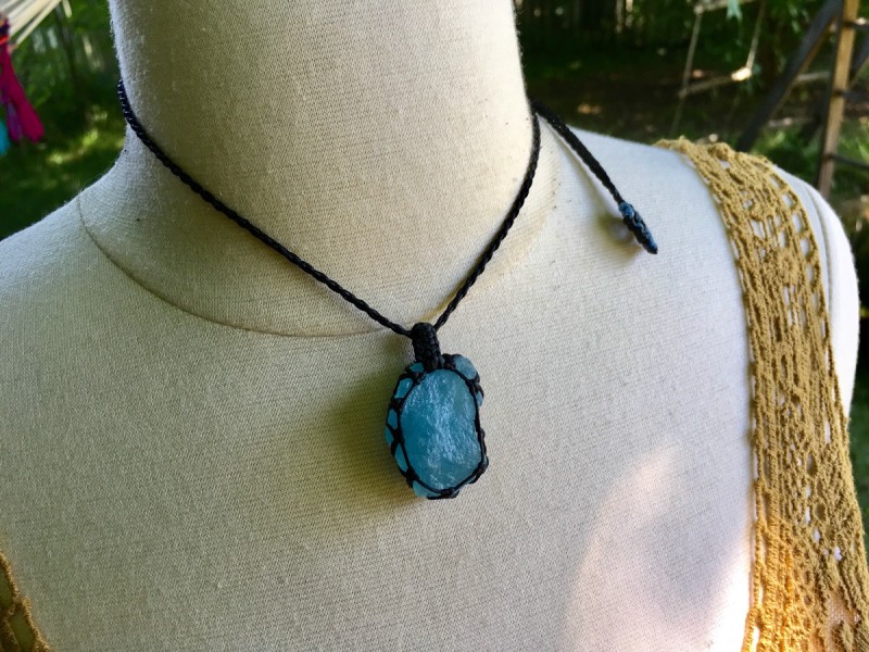 1点物 富・幸福のシンボル 天然アクアマリン原石ネックレス