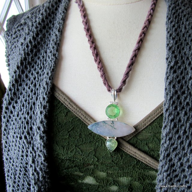 農耕民族の守護石】大ぶりモスアゲート苔瑪瑙＆プレナイト ペンダント