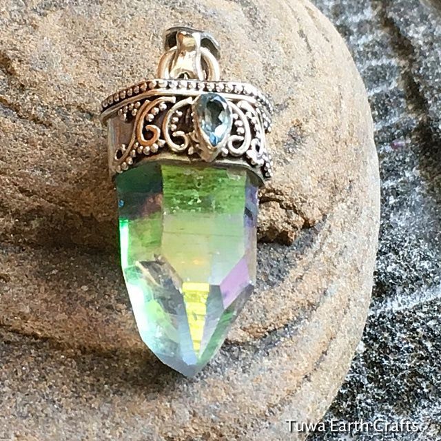 1点物 オーロラ色 高品質エンジェルオーラ&ブルートパーズ ペンダント