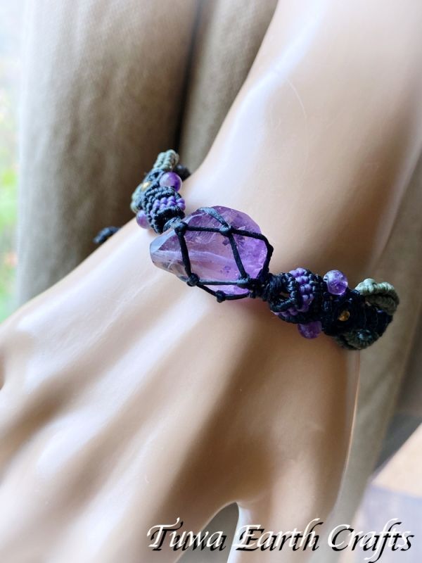 1点物 高品質アメジスト原石ブレスレット*紫水晶*天然石*マクラメ