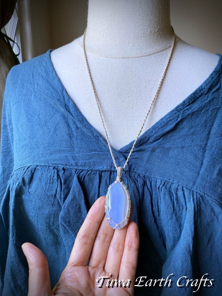 ストレス・緊張緩和・癒し効果】石全長4.3cm 大ぶり高品質ブルーレース