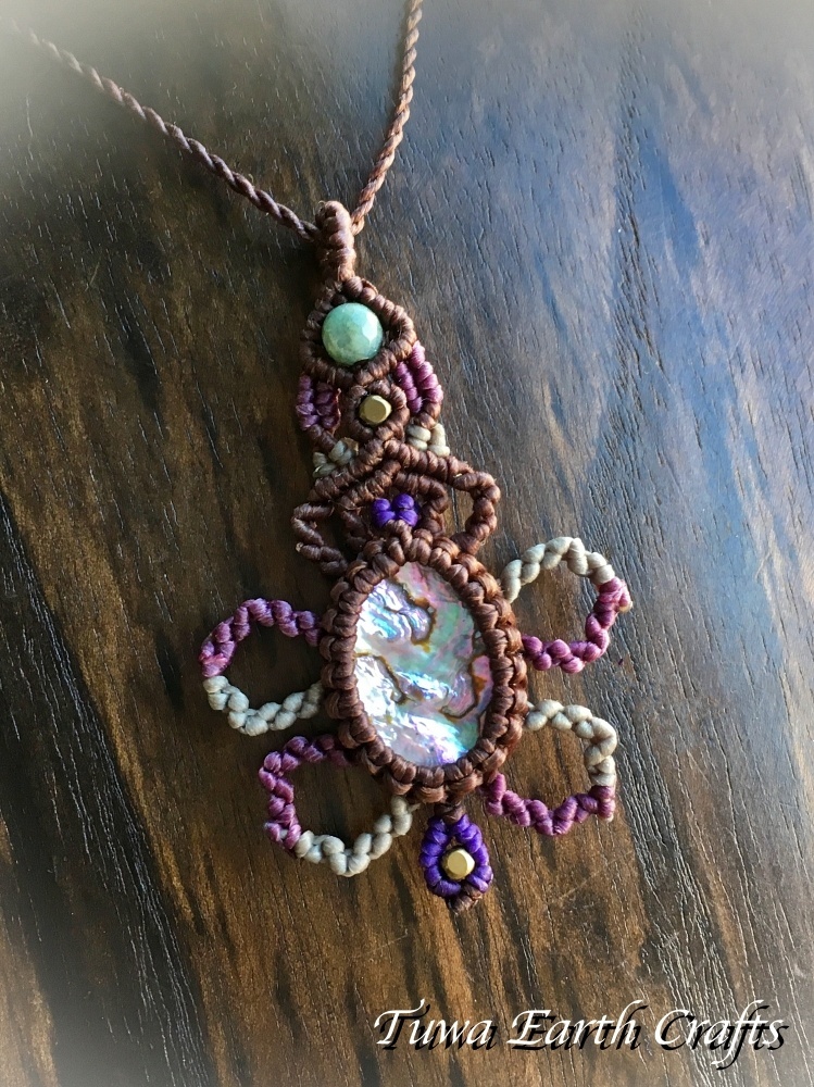 リラックス効果・不眠お守り】精霊の宿る貝 虹色アバロンシェル