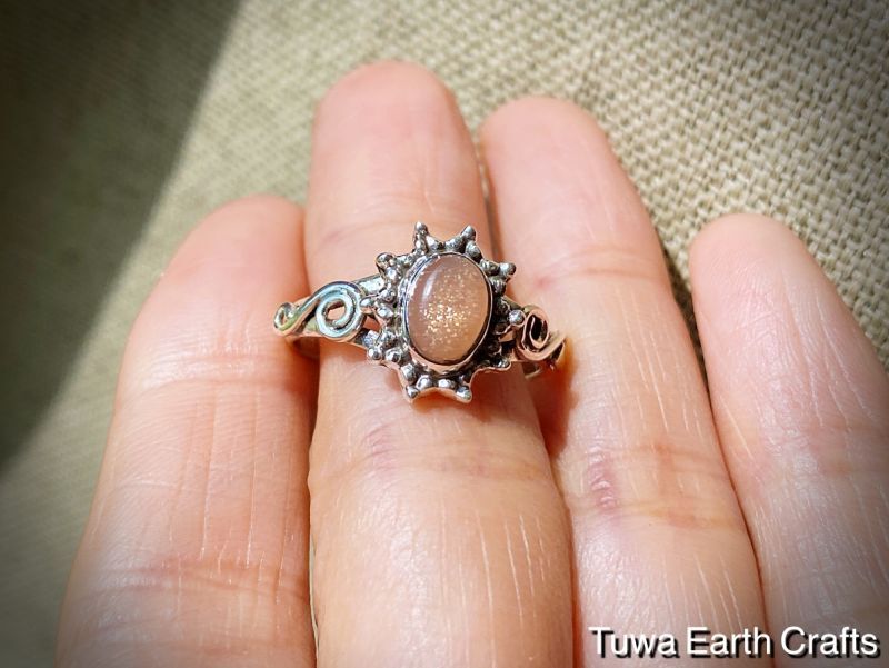 自信向上・行動力アップ】1点物キラキラシラー♪ サンストーン リング