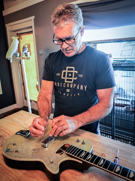 The Discovery of Ray Butts' Pickup-Tester Guitar - TV Jones, Inc