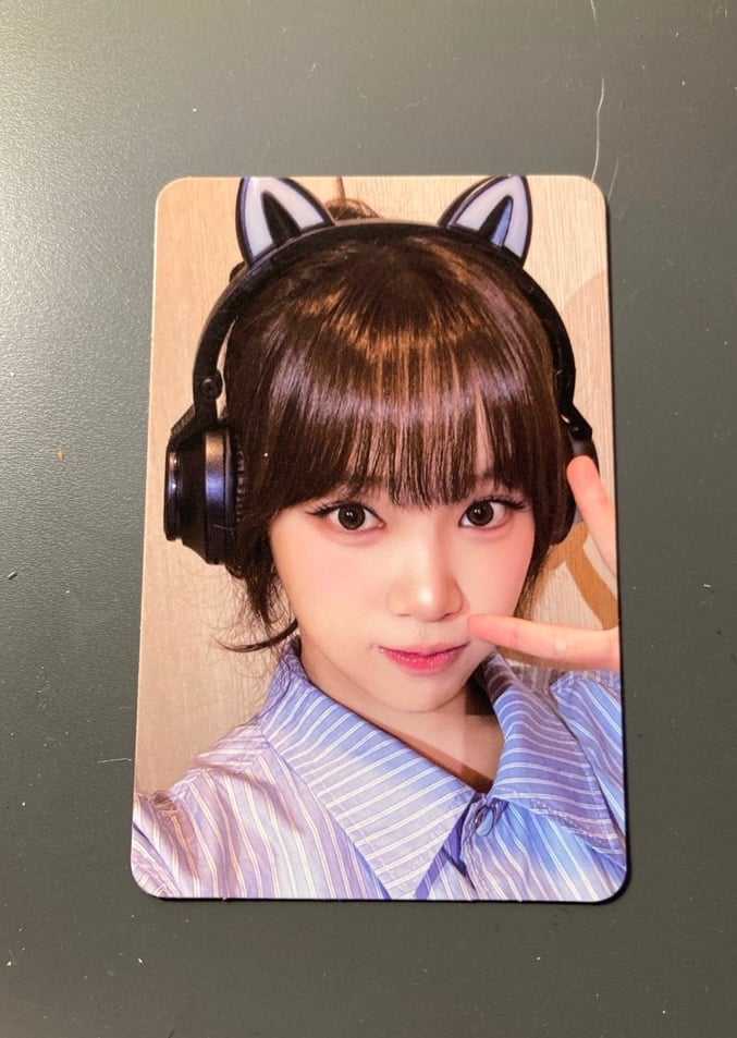 le sserafim chaewon photocard spaghetti | Mercari